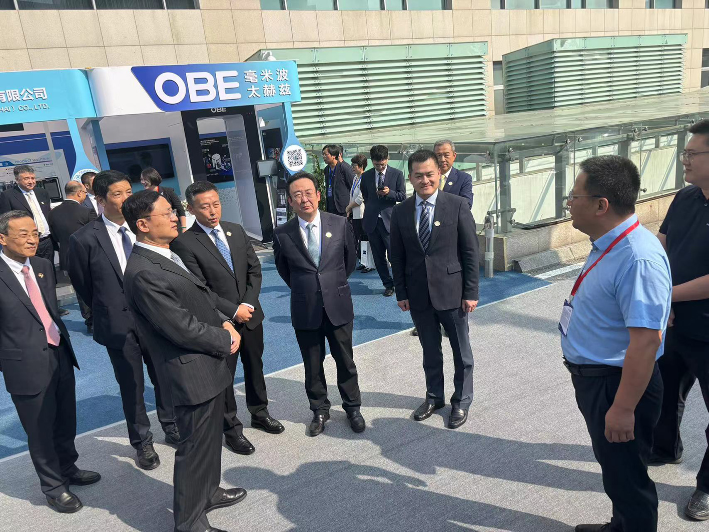 北京市常务副市长，民航局副局长胡振江，首都机场集团董事长王长益，首都机场集团总经理刘春晨,国航副总裁闫飞,首都机场集团副总阎欣4.jpg
