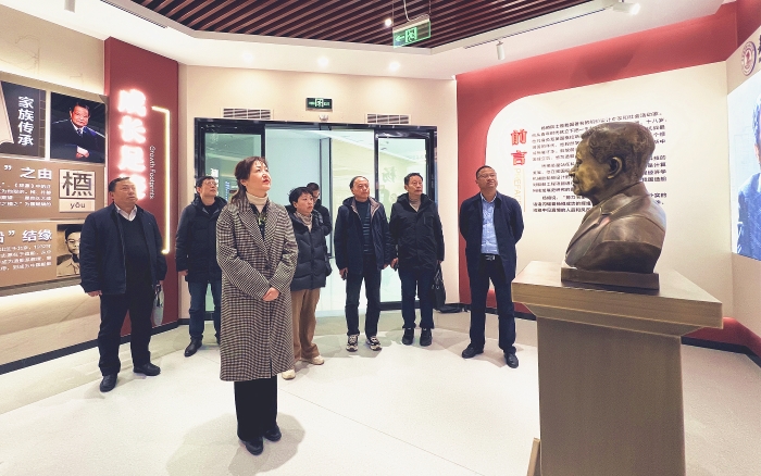 Ӹ㽭ְҵѧԺͩѧУ콻