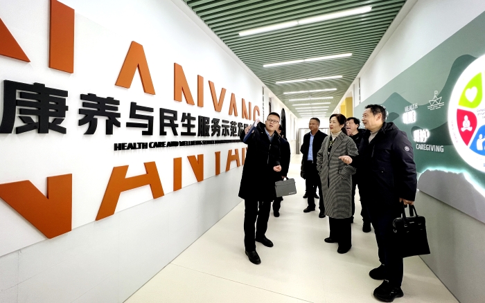 Ӹ㽭ְҵѧԺͩѧУ콻