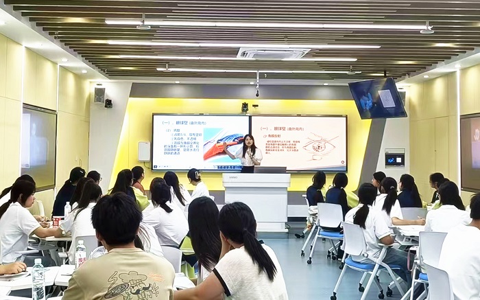 ̨ͬչ  ֽ ——2025мѧУ˳